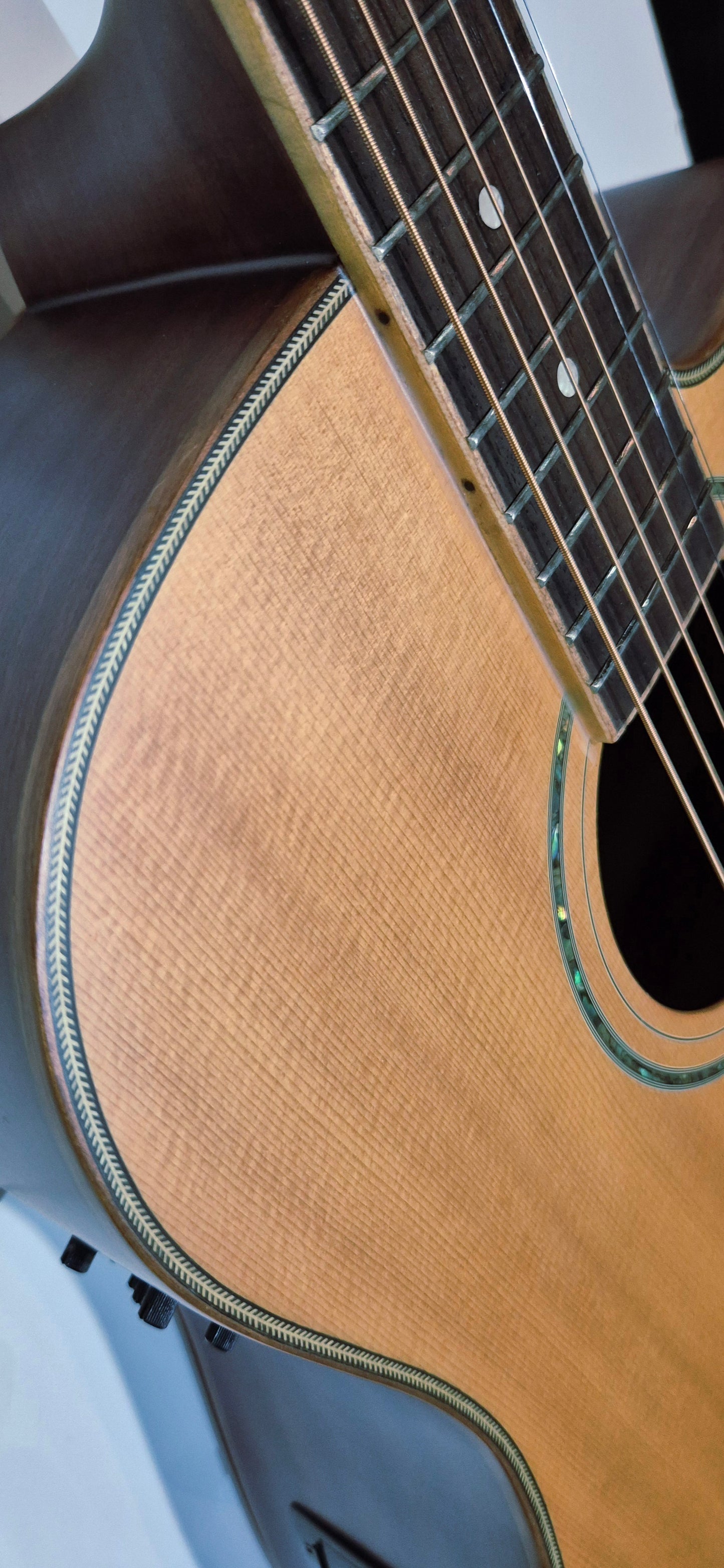 Luthier DS-CE All Solid