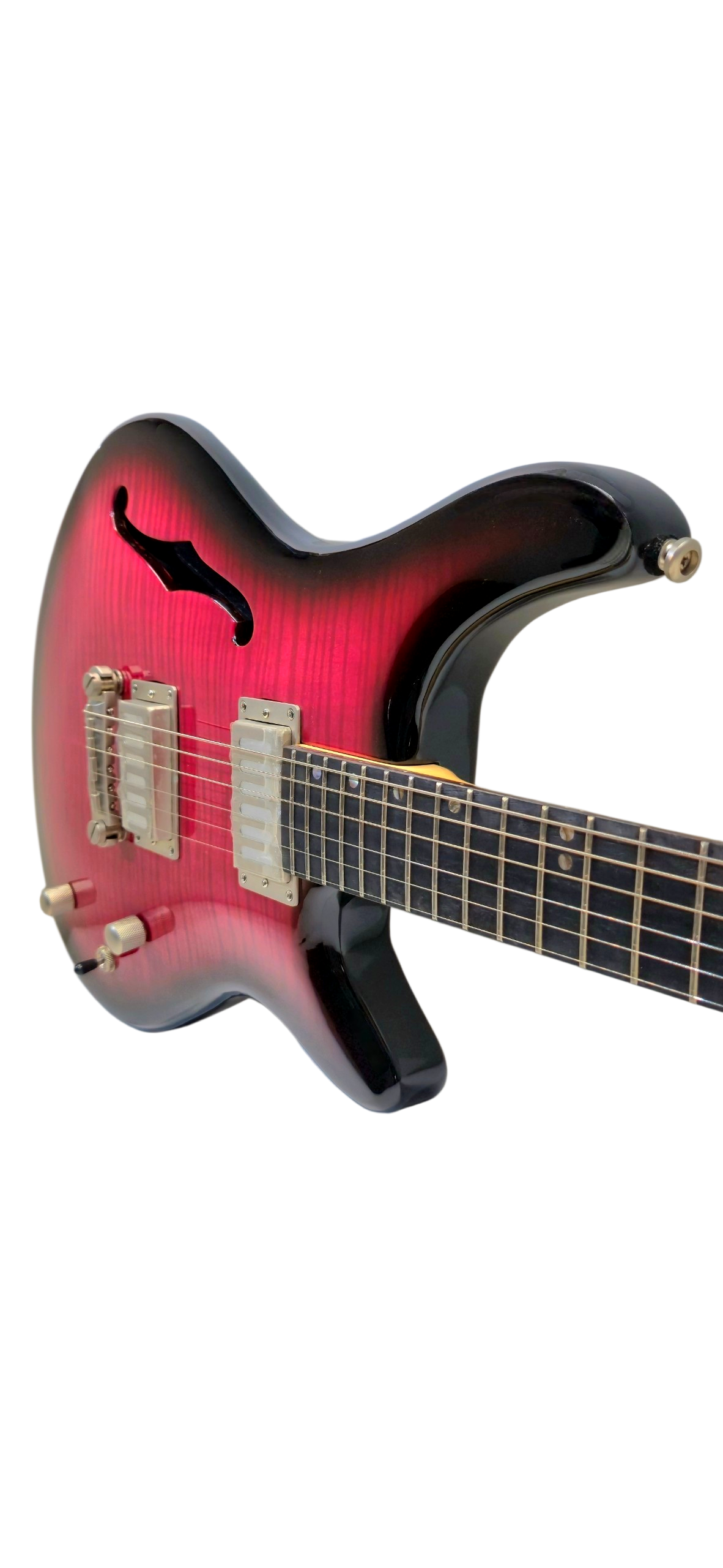 Luthier-FME-420WRB-2H_Double_Cutaway sleek comfort to play